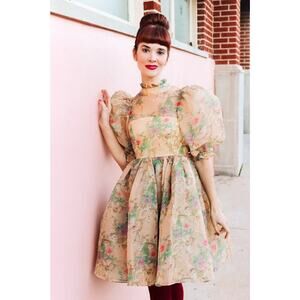 Selkie Royal Puff Floral Dress - M Cherry Blossom
